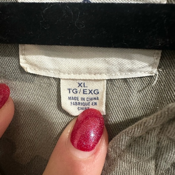 Long Sleeve Flannel 🤩 - Picture 5 of 7